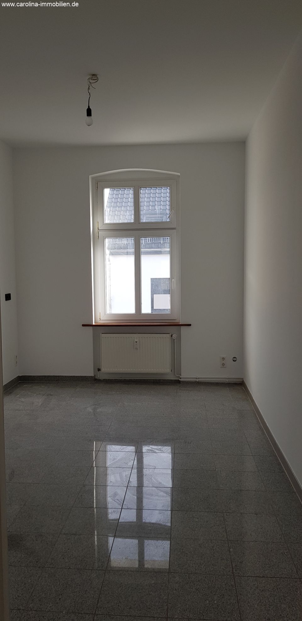 3-Raum Wohnung! in zentraler Lage, san. Altbau, gehobene Ausstattung!