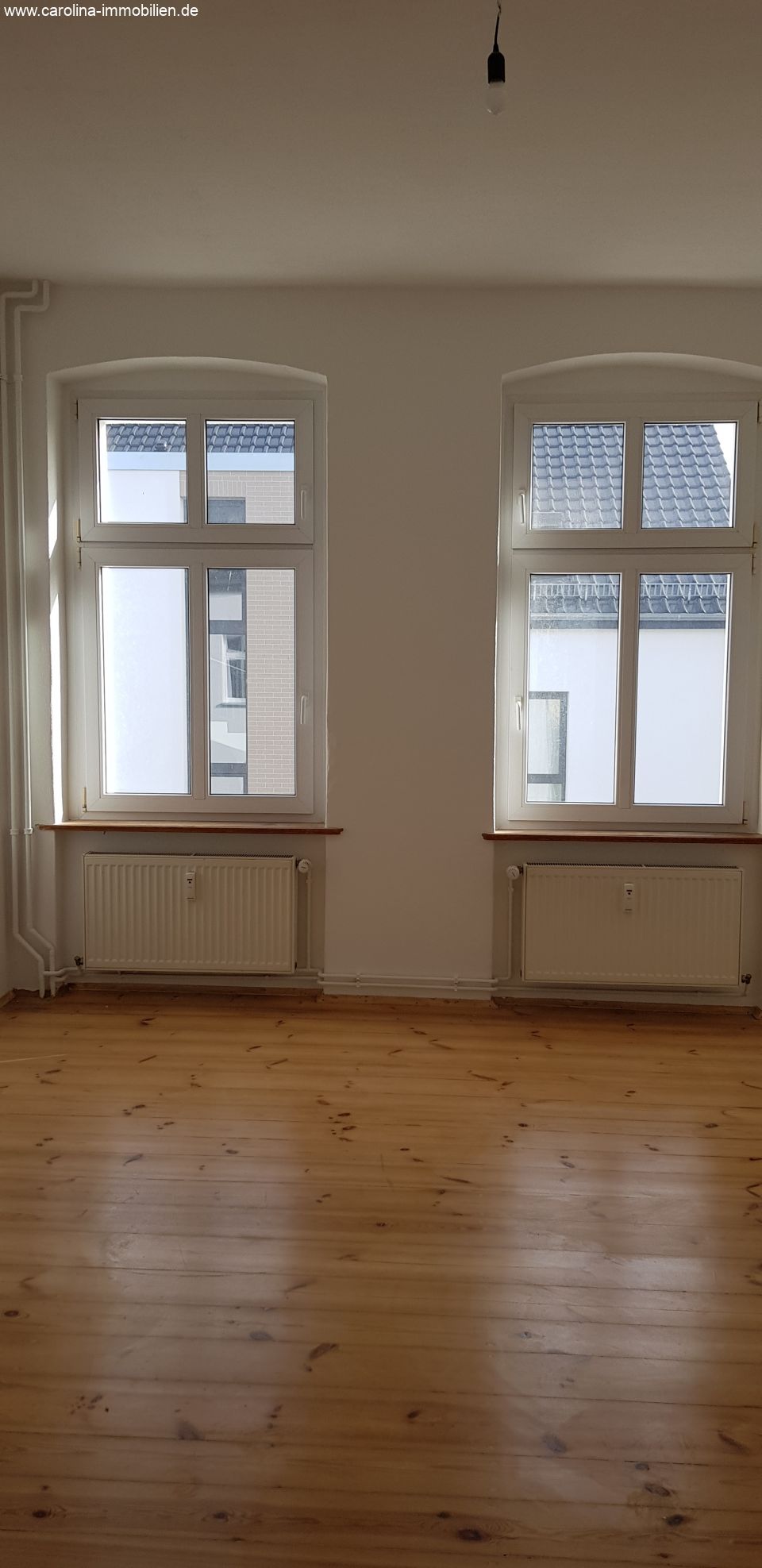 3-Raum Wohnung! in zentraler Lage, san. Altbau, gehobene Ausstattung!