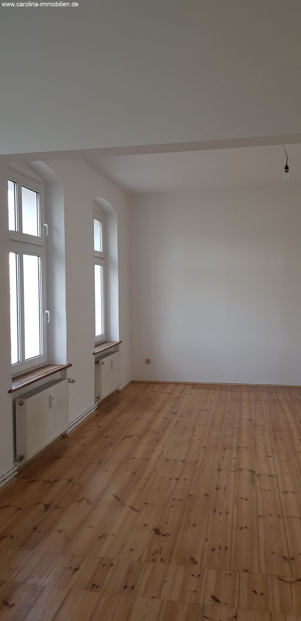 3-Raum Wohnung! in zentraler Lage, san. Altbau, gehobene Ausstattung!